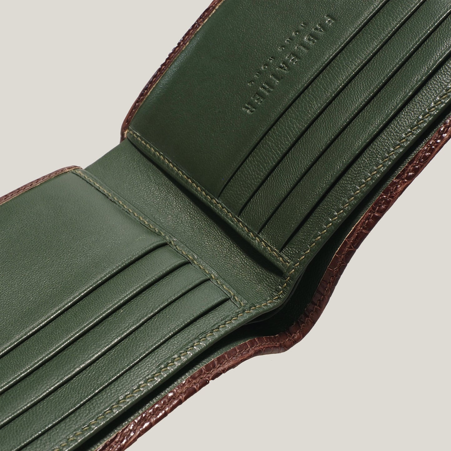 ALLIGATOR SHORT WALLET